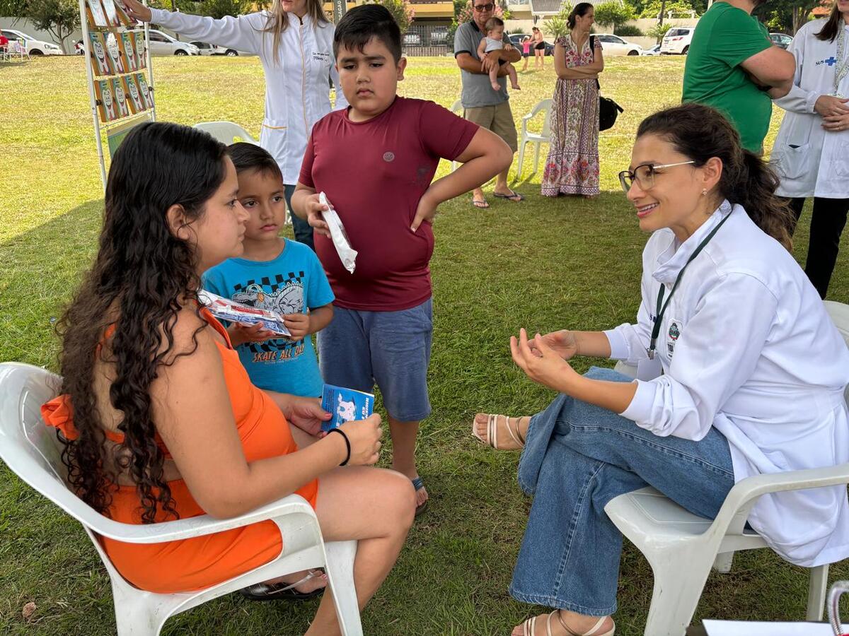 Profissionais da Saúde Bucal fizeram avaliações das condições bucais dos visitantes e deram orientações quanto ao acesso aos serviços