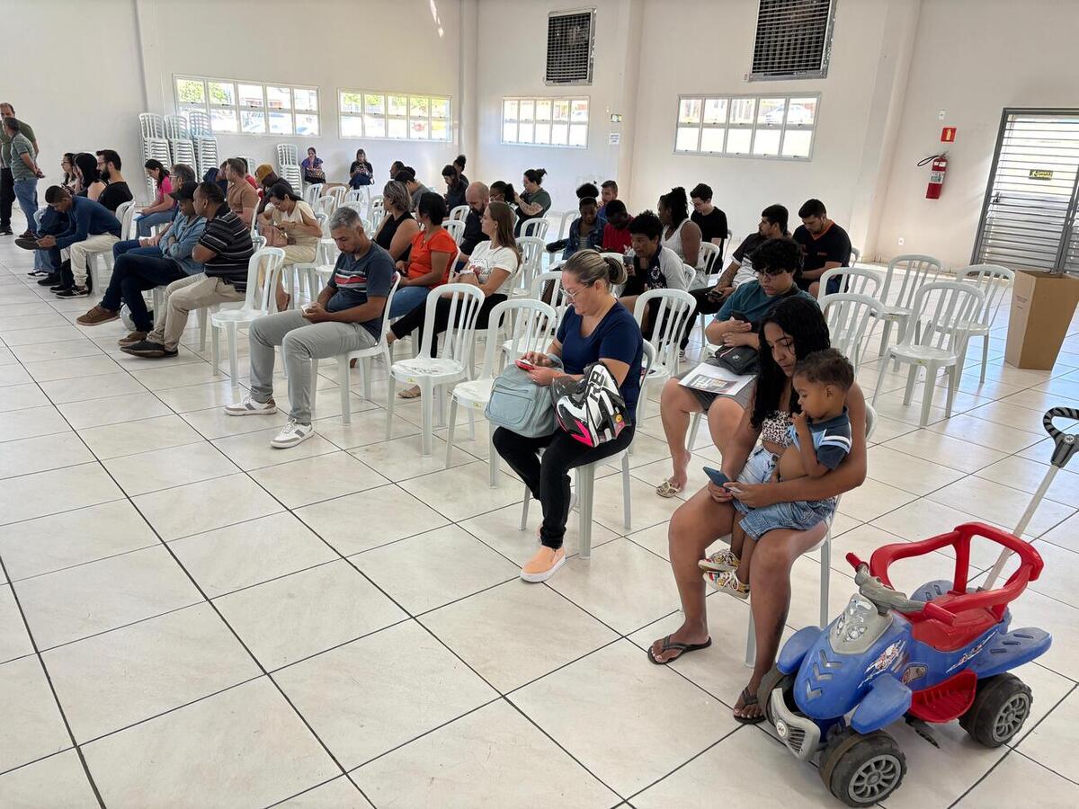 Com mais de 700 postos de trabalho disponíveis, primeira edição do evento em 2025 foi realizada nesta sexta (21) no Centro Multiuso do Panorama/São Francisco