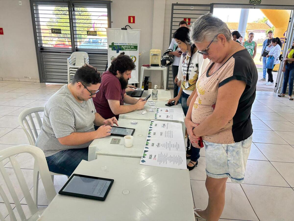 Com mais de 700 postos de trabalho disponíveis, primeira edição do evento em 2025 foi realizada nesta sexta (21) no Centro Multiuso do Panorama/São Francisco