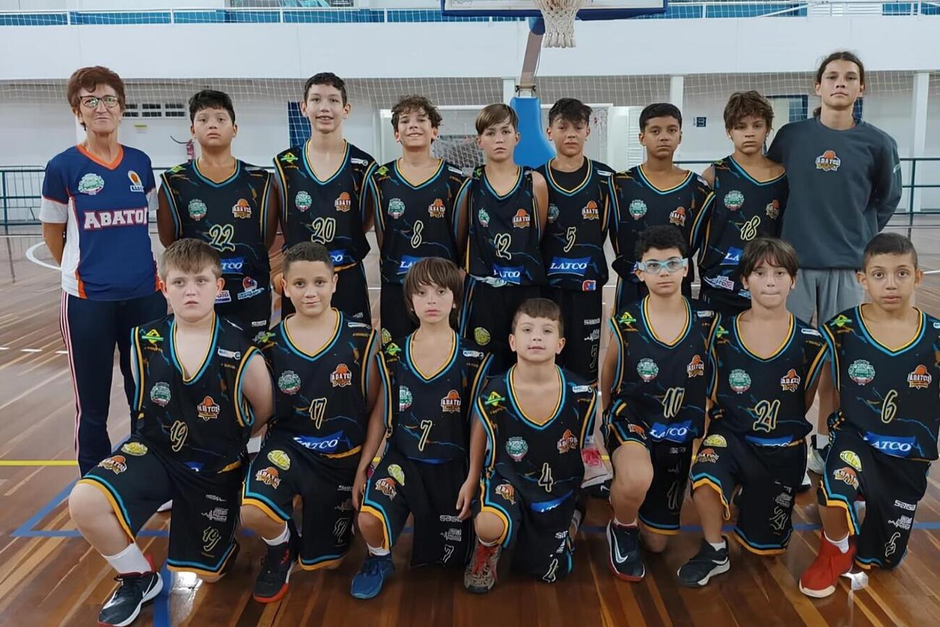 Competições terão lugar nos ginásios Jaime Zeni e Alcides Pan, respectivamente; equipes do município também disputarão competições regionais e nacionais