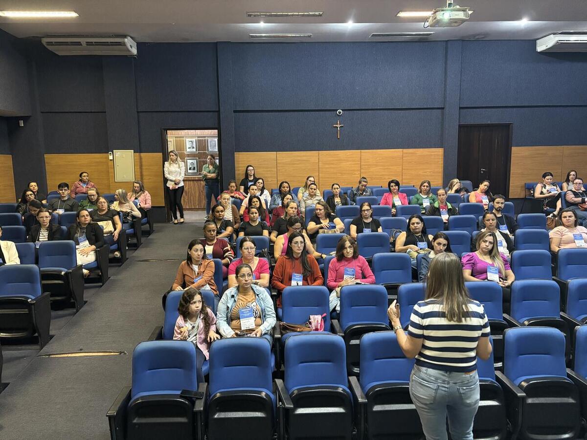 Participaram 89 profissionais que atuarão com alunos do Transtorno do Espectro Autista (TEA)
