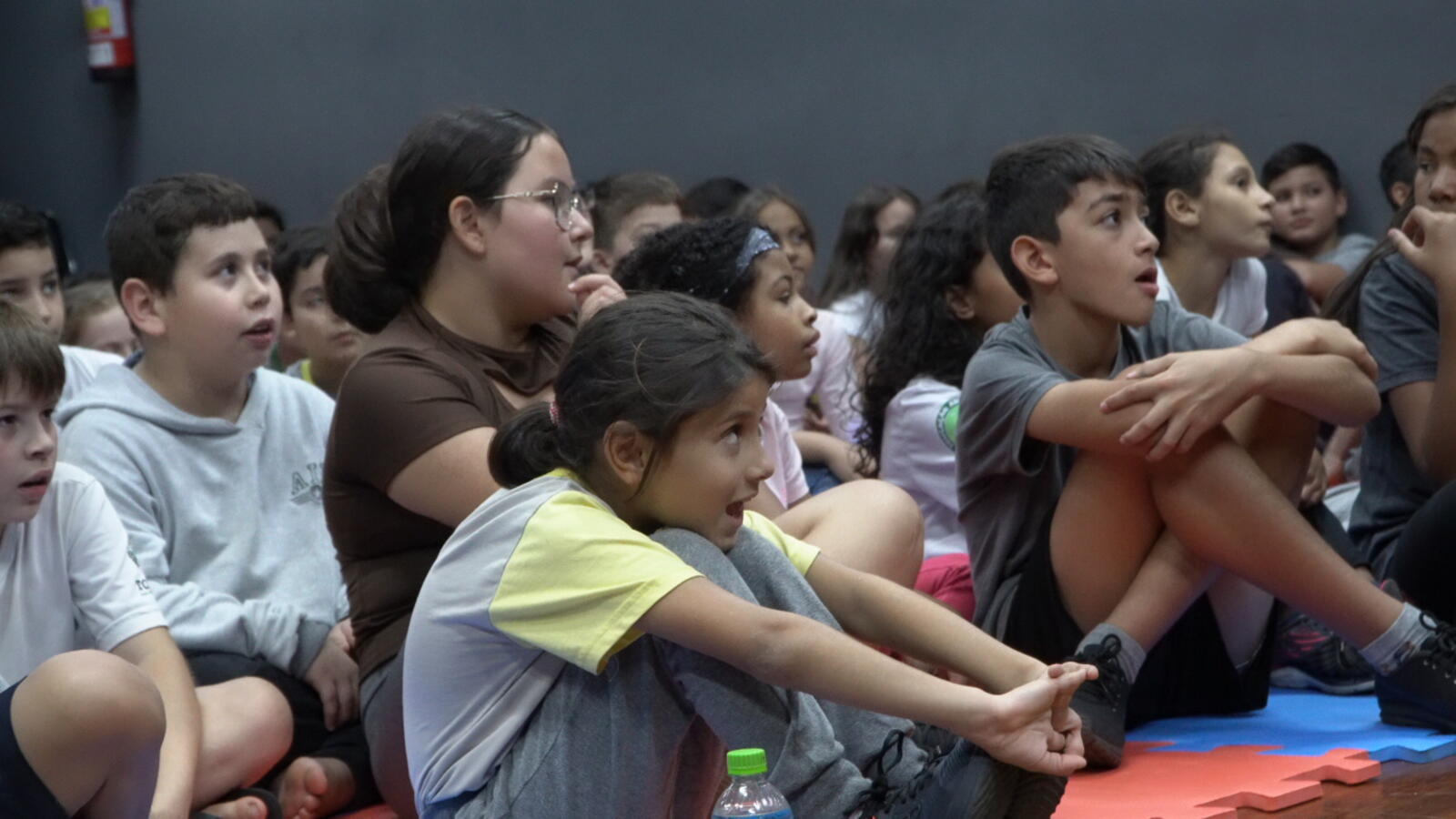 Ações foram realizadas no auditório do CEU das Artes e no Ondy Hélio Niederauer envolvendo alunos de escolas públicas municipais