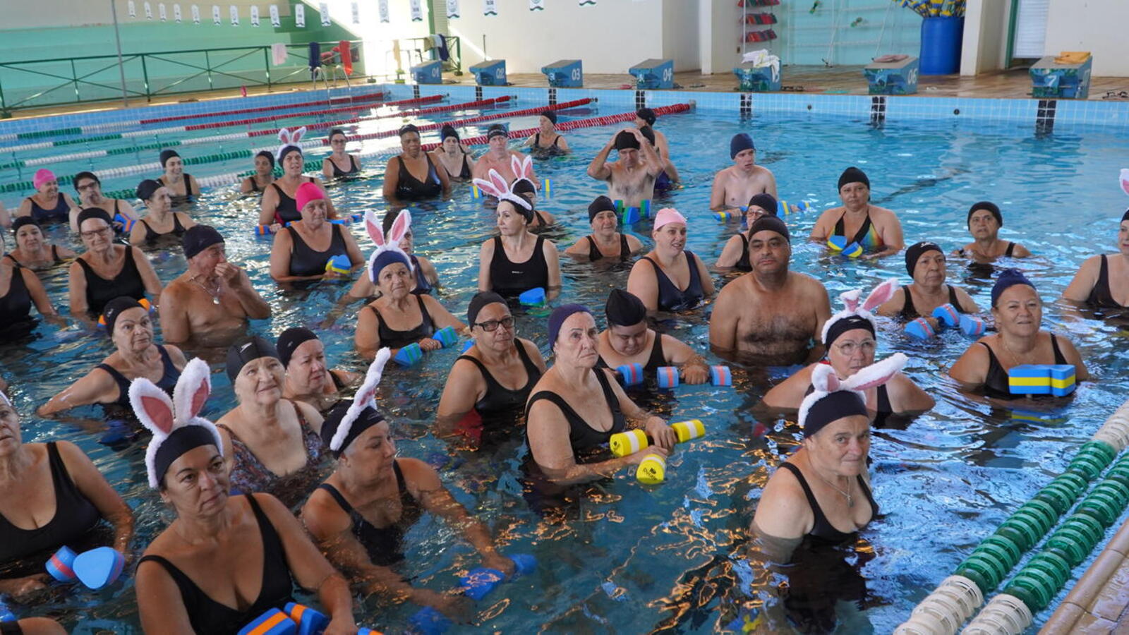 Ação na Piscina Pública Claus Fuchs teve início hoje e segue até amanhã (14 e 15), contemplando cerca de 400 matriculados que frequentam as aulas de hidroginástica 