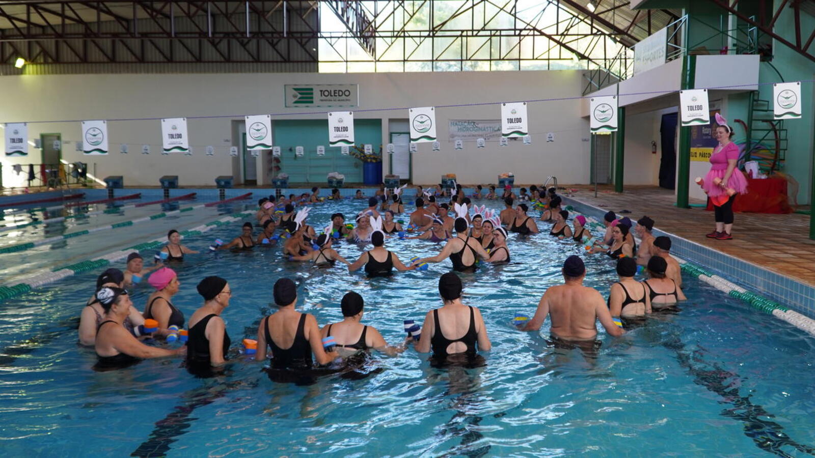 Ação na Piscina Pública Claus Fuchs teve início hoje e segue até amanhã (14 e 15), contemplando cerca de 400 matriculados que frequentam as aulas de hidroginástica 