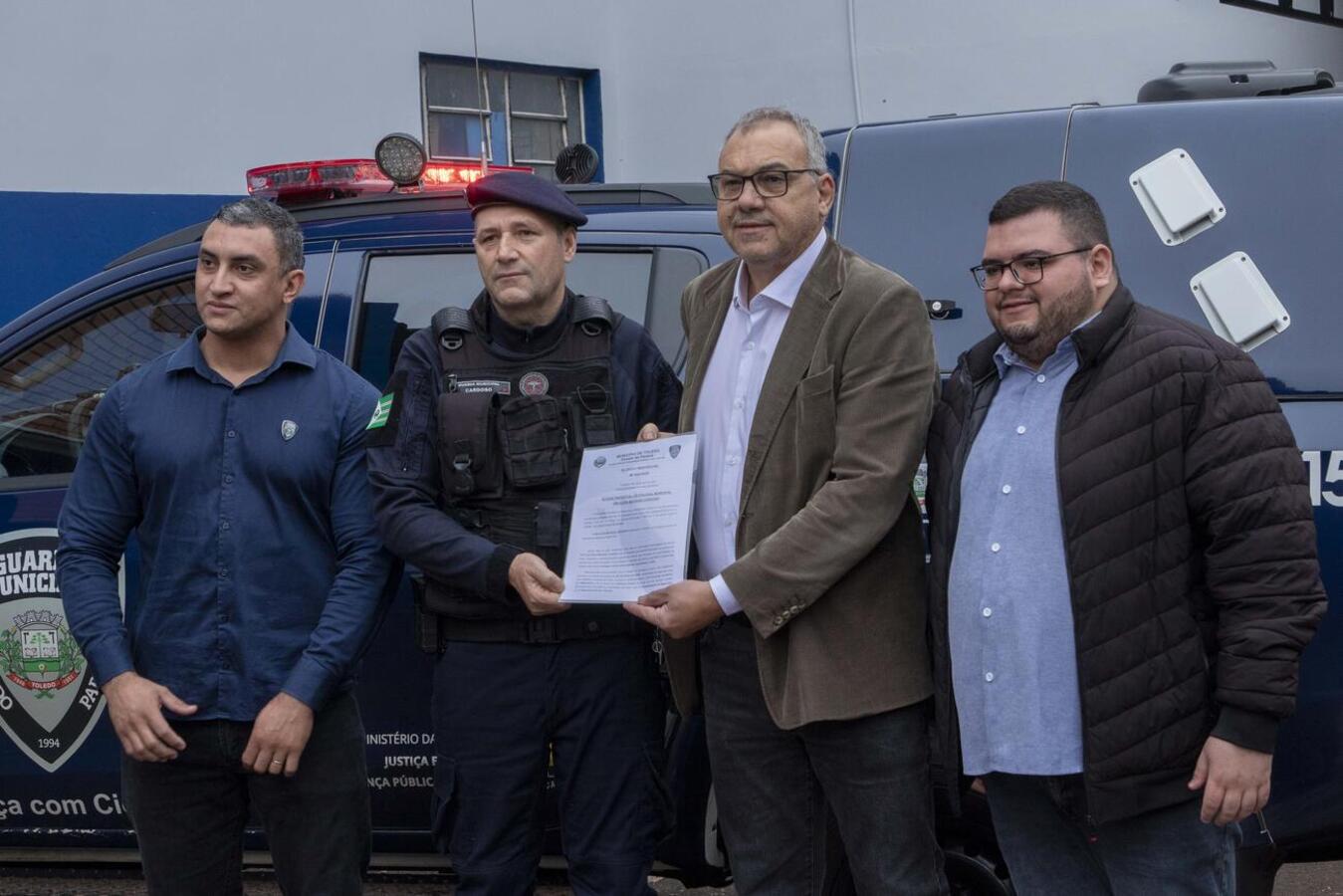 Em cerimônia realizada na manhã desta sexta-feira (25), a Guarda Municipal prestou homenagens ao policial municipal Elias Messias Cardoso pelos seus serviços