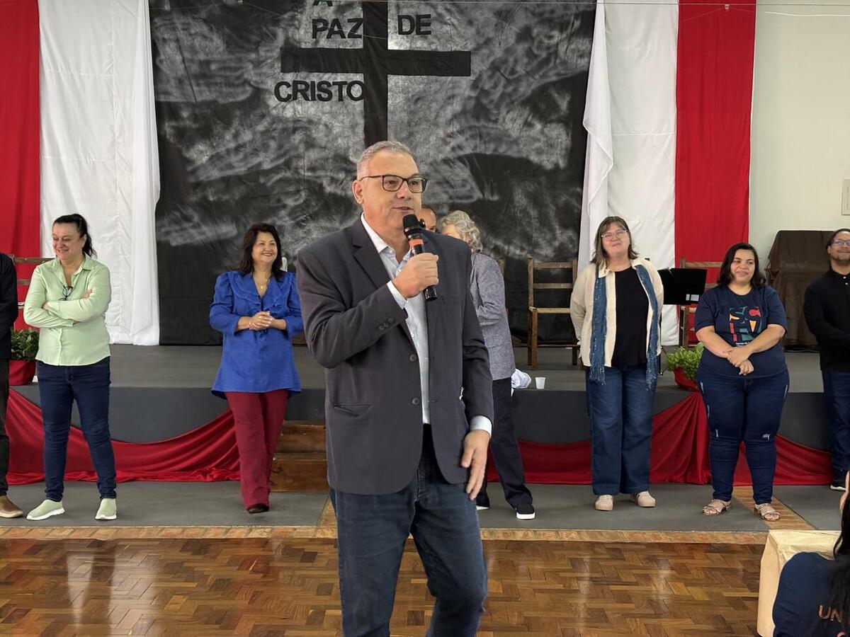 Momento contou com apresentações teatrais e musicais com idosos do Certi e participação de crianças
