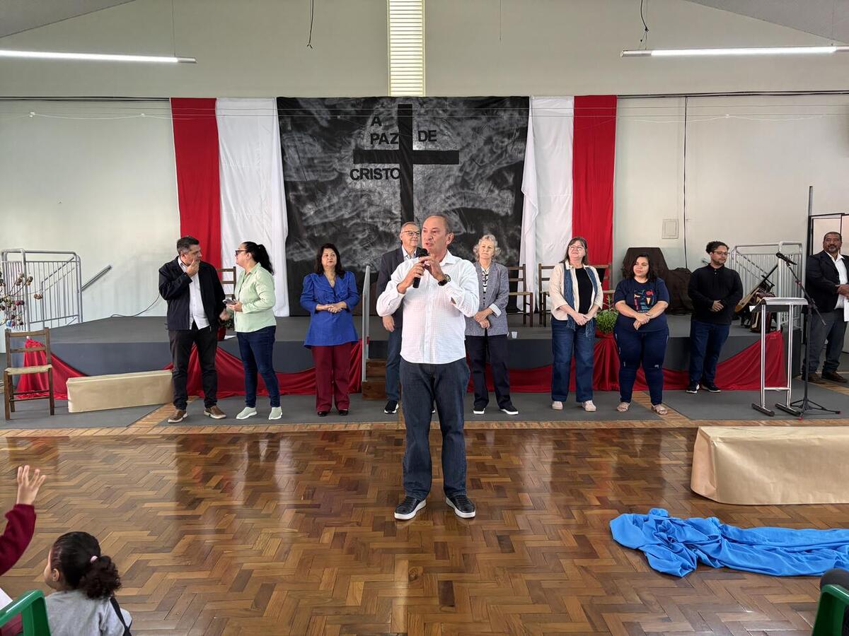Momento contou com apresentações teatrais e musicais com idosos do Certi e participação de crianças