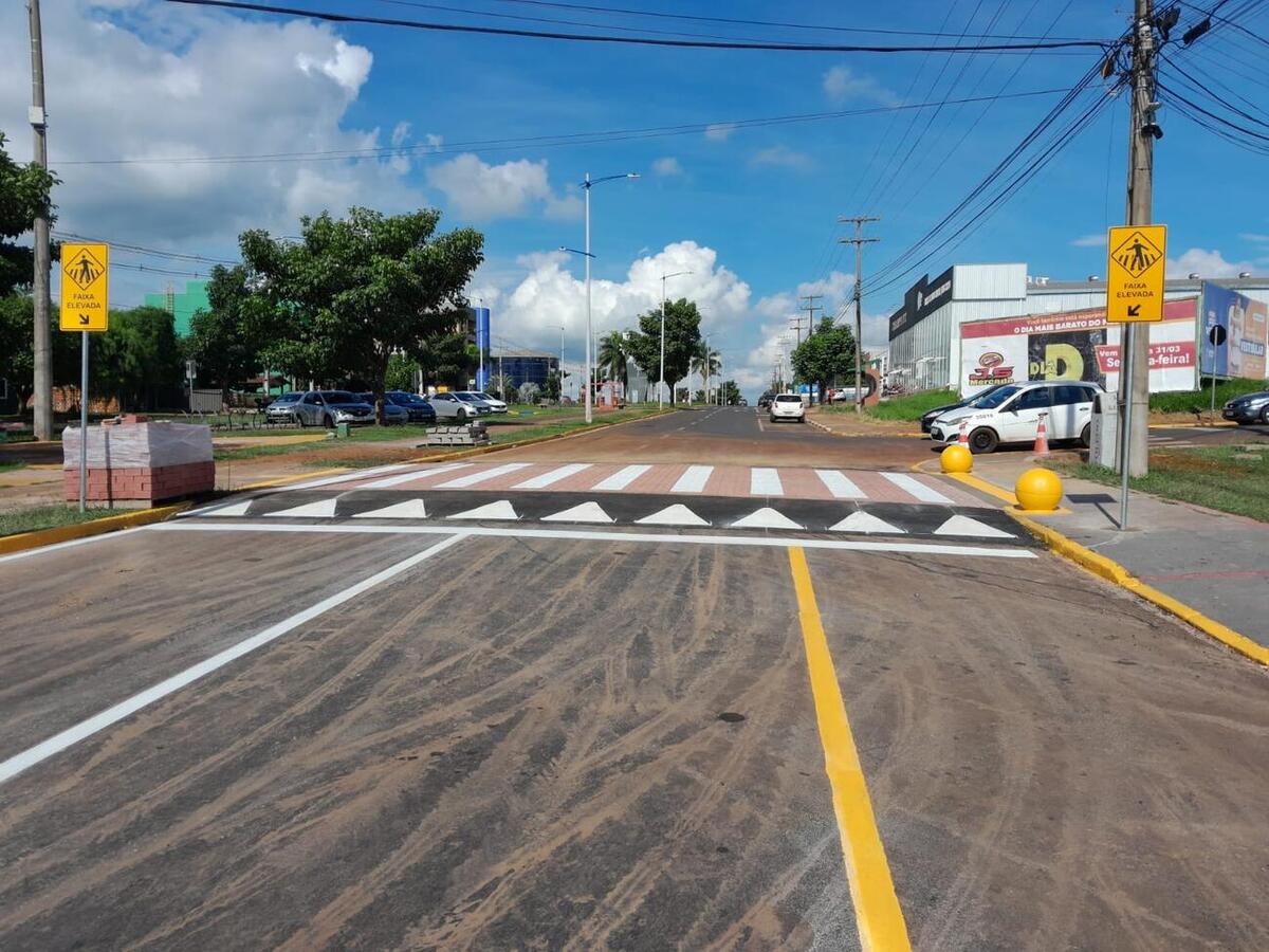 A partir de amanhã (4), equipes da Emdur executarão o mesmo trabalho, mas, dessa vez, na pista contrária da Avenida Maripá (sentido BR 163-Centro)