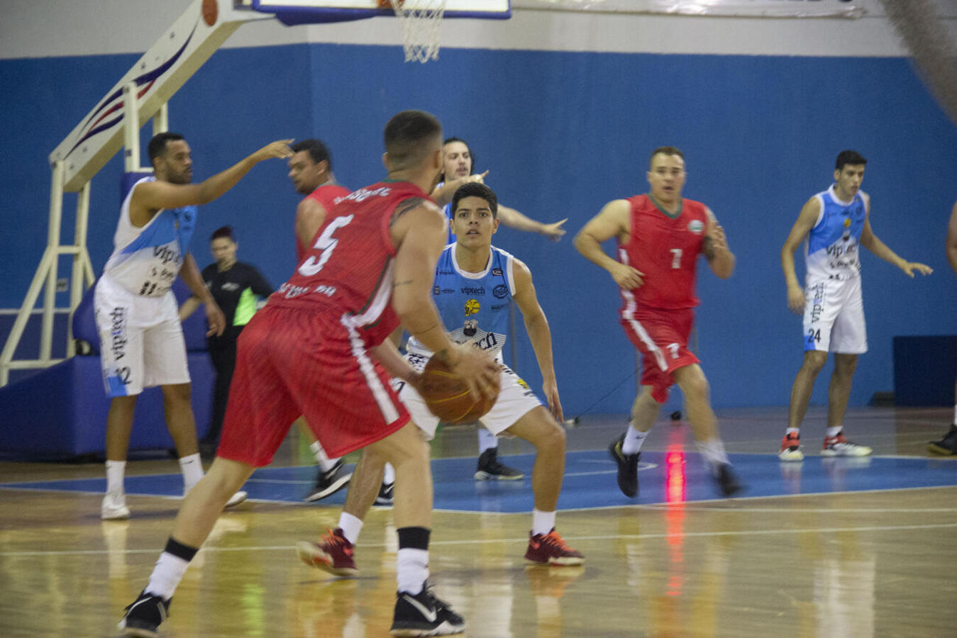 A primeira etapa do masculino - Chave A - tem início nesta sexta-feira e seguem até domingo no Ginásio de Esportes Jaime Zeni (Foto: arquivo)