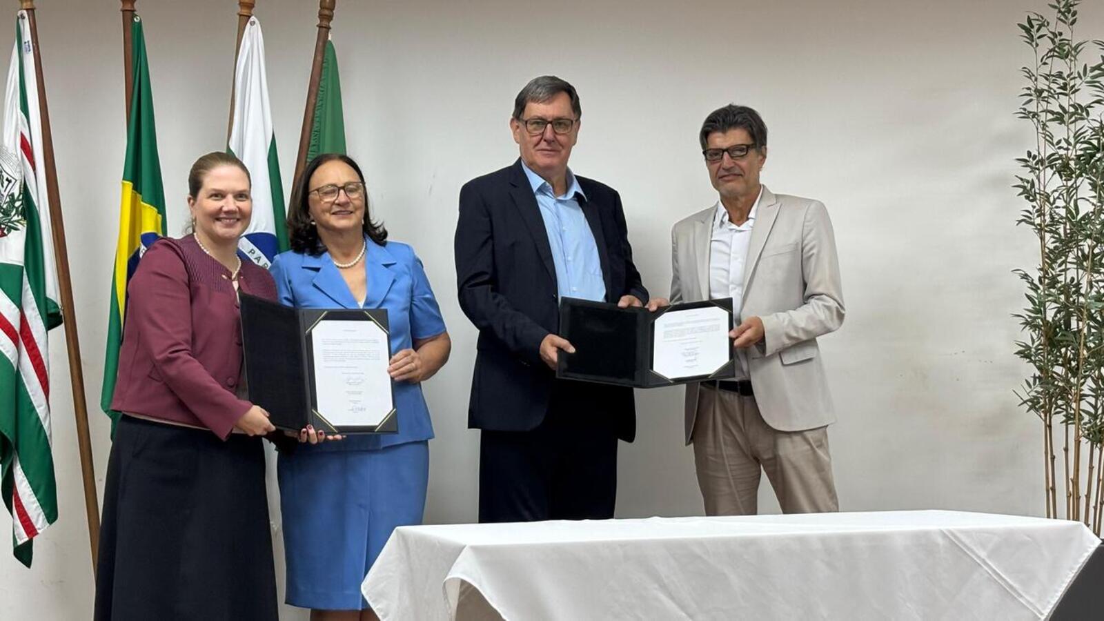 Prefeitura de Toledo cedeu a primeira sede, que permitiu a instalação do curso em 2016; prefeito Mario Costenaro destacou a importância da parceria