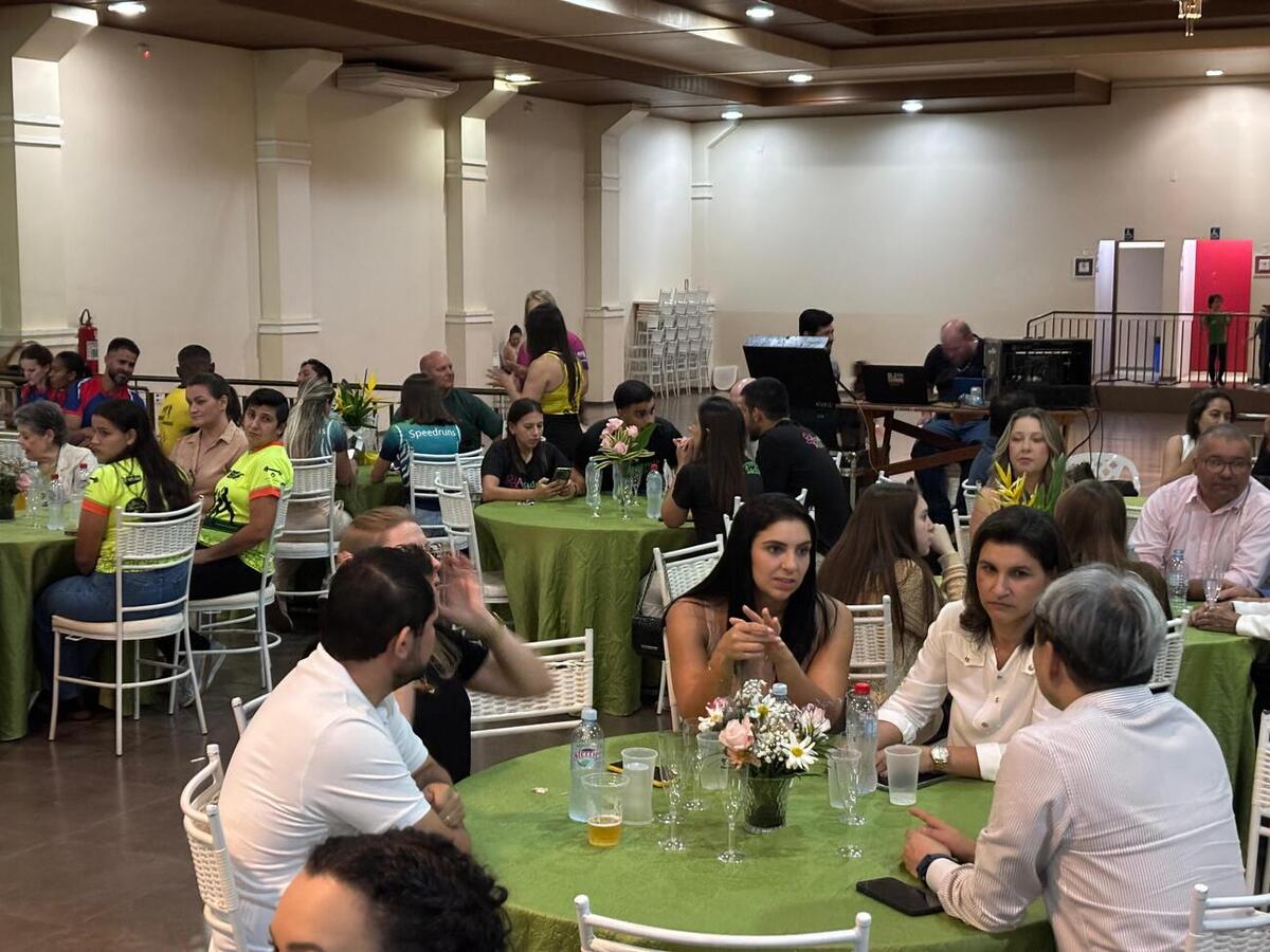 Evento contou com jantar japonês e homenagem ao aniversário de Torao Takada, idealizador da prova