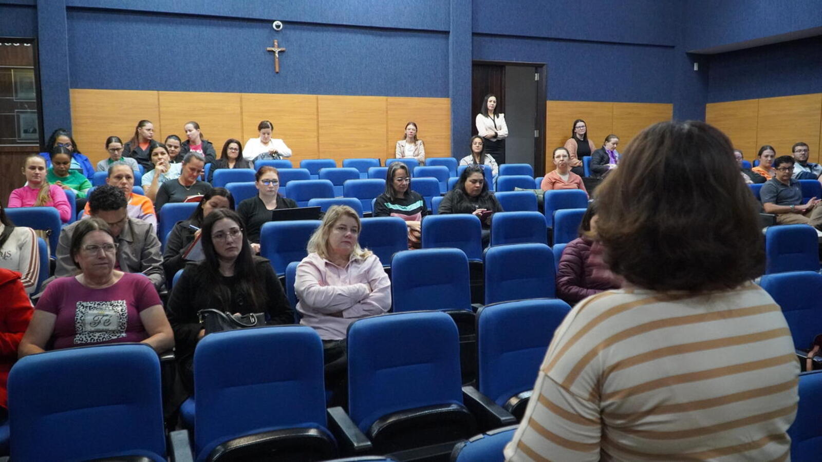 Neste sábado (10) a secretaria Municipal da Educação (Smed) deu continuidade a formação dos professores de apoio à diversidade e a inclusão