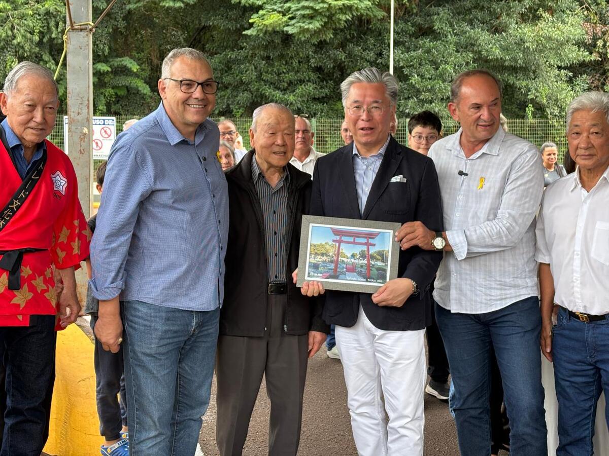 Espaço agora conta com cascata, roda d’água, ponte, e um portão Torii, símbolo do Japão