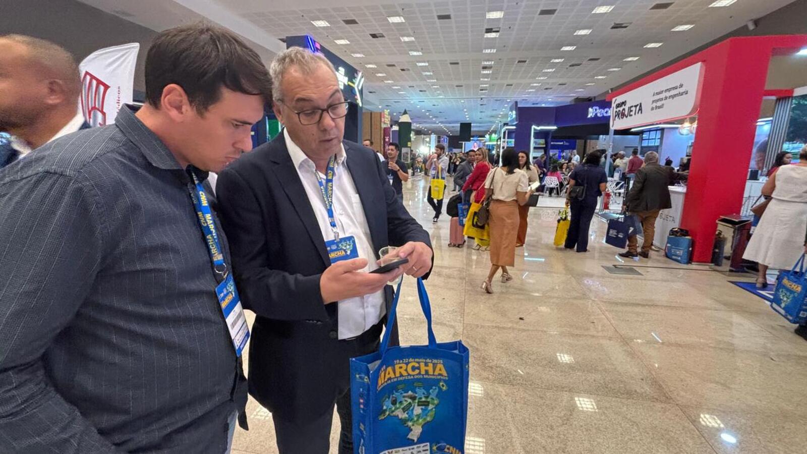 Prefeito Mario Costenaro permanece em Brasília até quinta-feira, onde cumpre extensa agenda em busca de projetos para Toledo