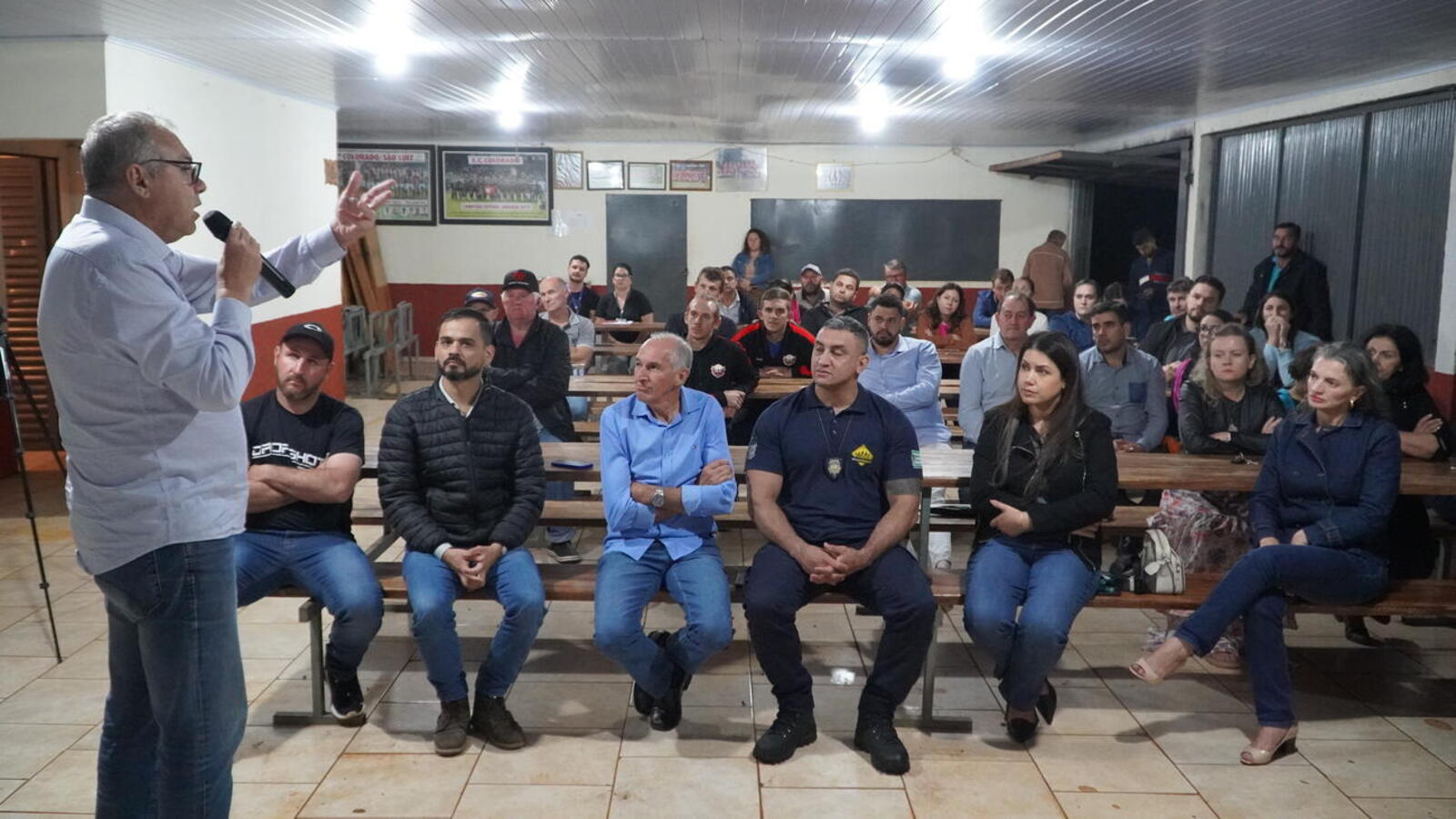 Comunidade pôde apresentar demandas mais urgentes diretamente ao prefeito Mario Costenaro e a toda equipe administrativa