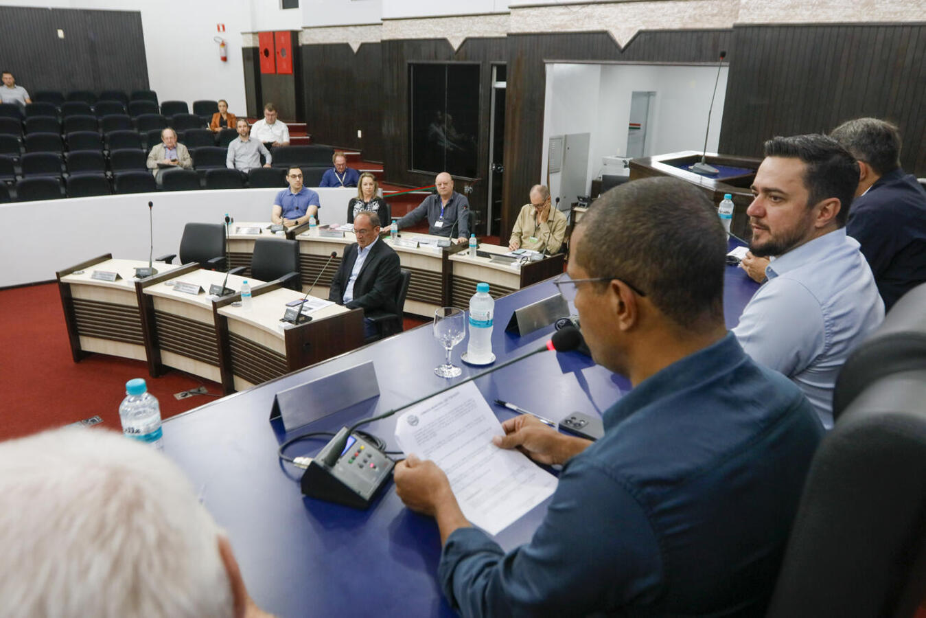 No Plenário da Casa de Leis, prestação de contas referente ao 1º quadrimestre de 2025 ocorreu em audiência pública realizada na manhã desta segunda-feira (19)