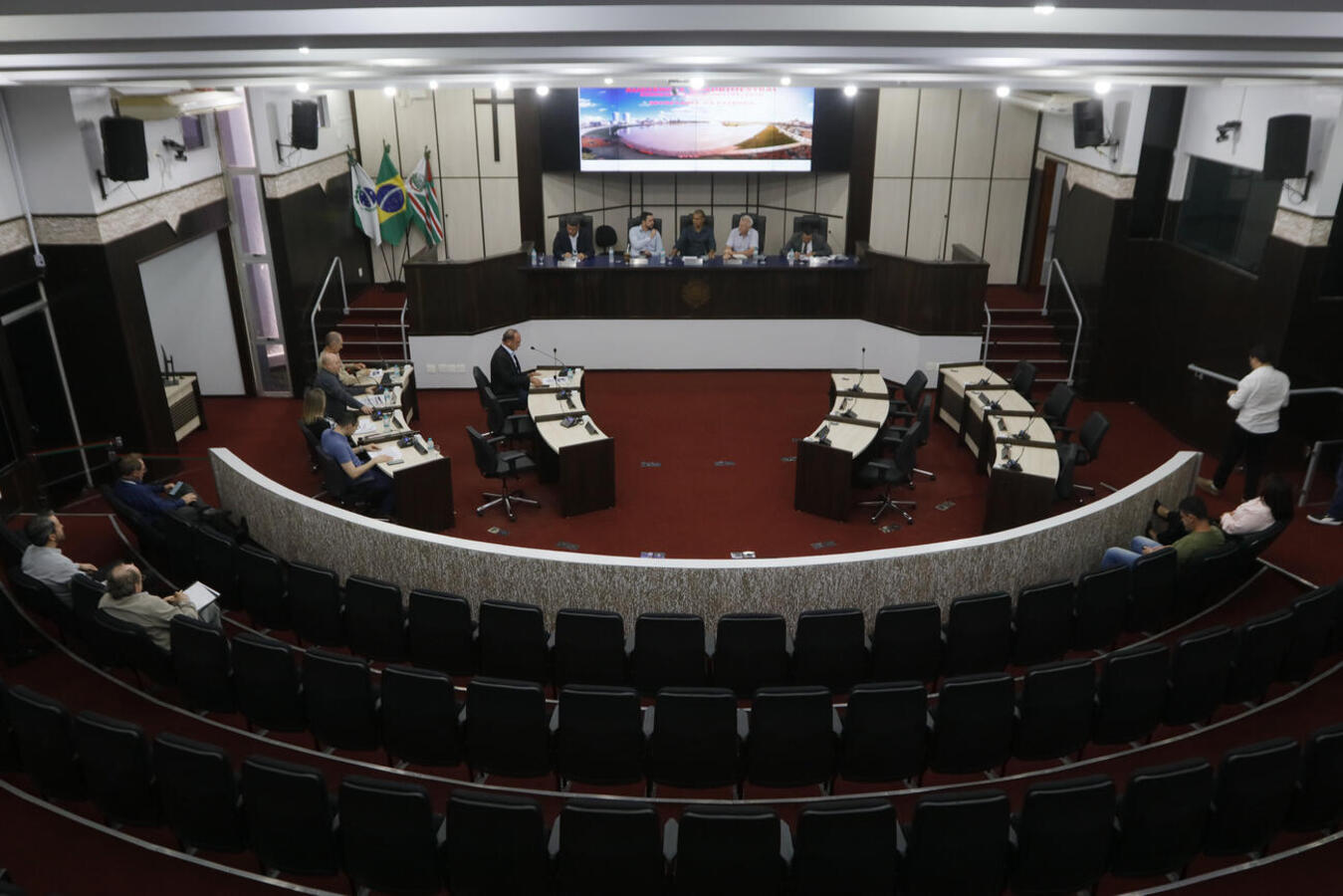 No Plenário da Casa de Leis, prestação de contas referente ao 1º quadrimestre de 2025 ocorreu em audiência pública realizada na manhã desta segunda-feira (19)