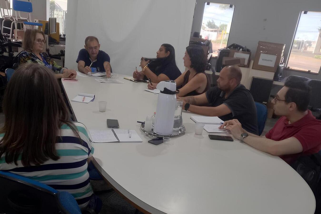 A Secretaria Municipal da Educação visitou Foz do Iguaçu e Santa Terezinha de Itaipu nesta quarta-feira (14) a fim de entender os processos para o Cartão Material Escolar