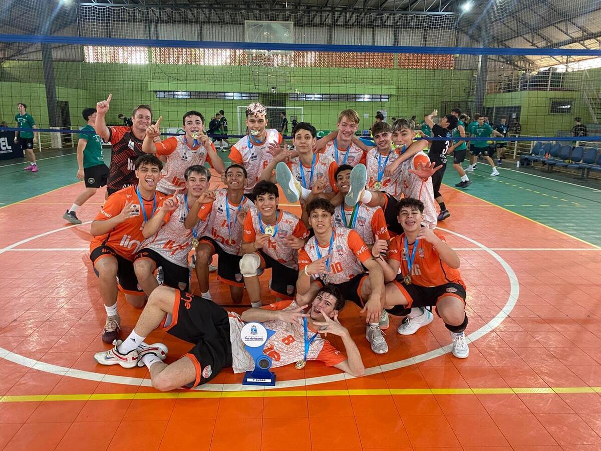 Toledo é campeão da Copa Oeste de Voleibol - etapa disputada em Foz do Iguaçu