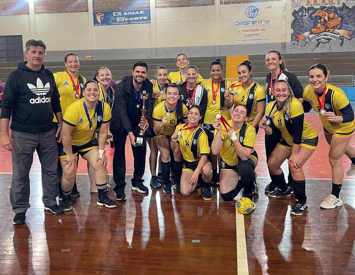 Neste final de semana (31/05 e 01/06) Toledo venceu a Taça Paraná sub-16 de basquete e também realizou a primeira Copa Toledo de Handebol Feminino