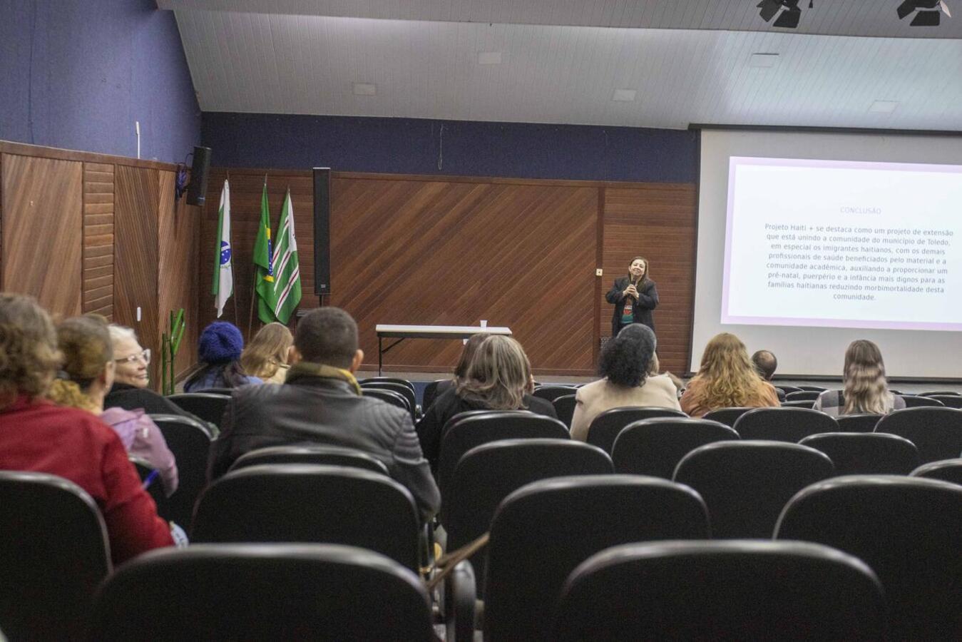 O evento foi realizado pela Secretaria Municipal da Saúde (SMS) em parceria com a Secretaria de Assistência Social e Embaixada Solidária.