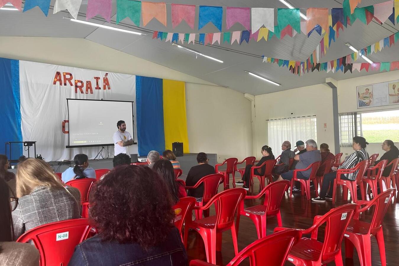 Realizada na manhã desta sexta-feira (6), ação conclui campanha que visa conscientizar e combater o abuso e a exploração sexual de crianças e adolescentes