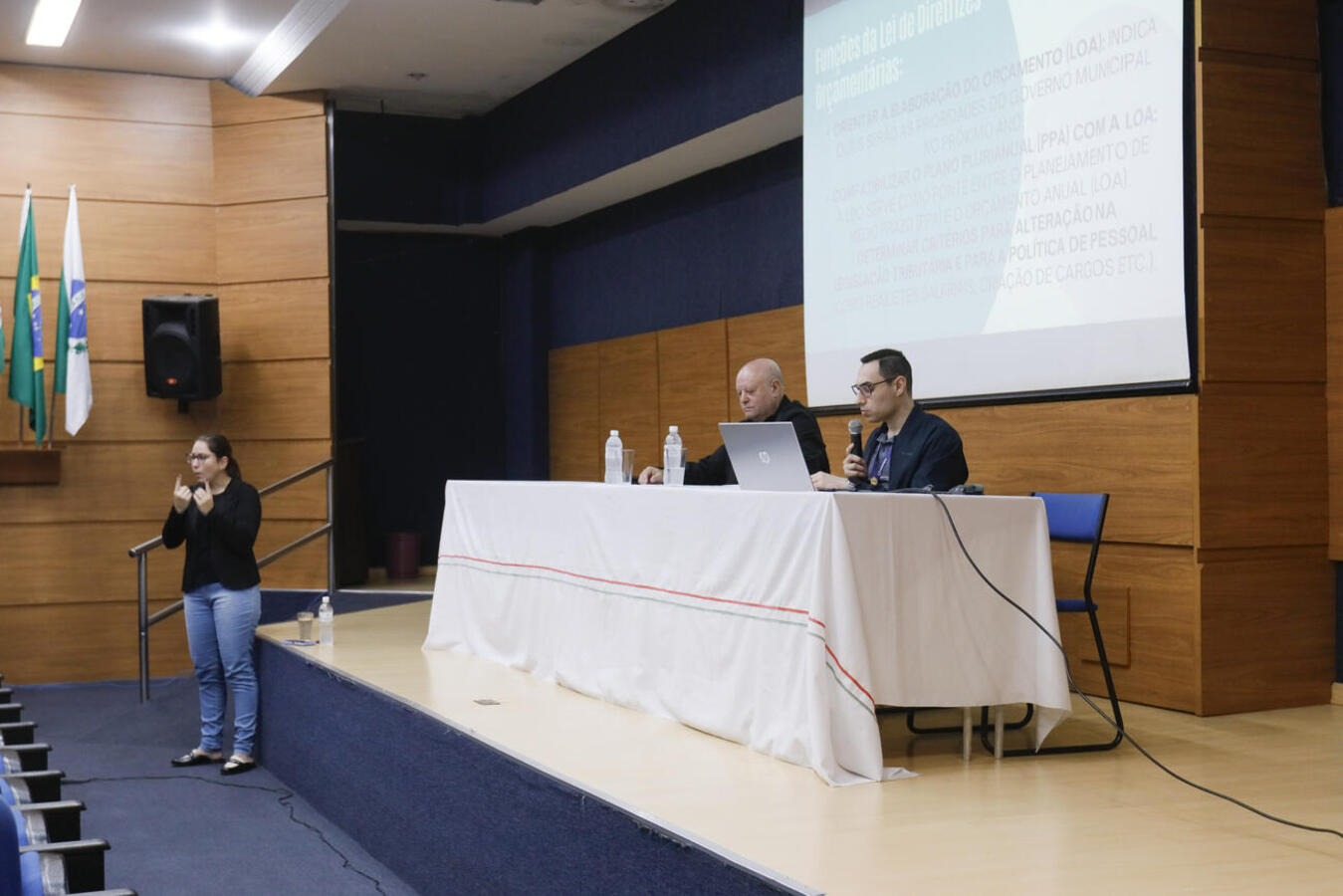 Proposta agora segue para aprovação da Câmara Municipal. Apresentação foi feita pelo secretário da Fazenda, Balnei Lourenço Rotta
