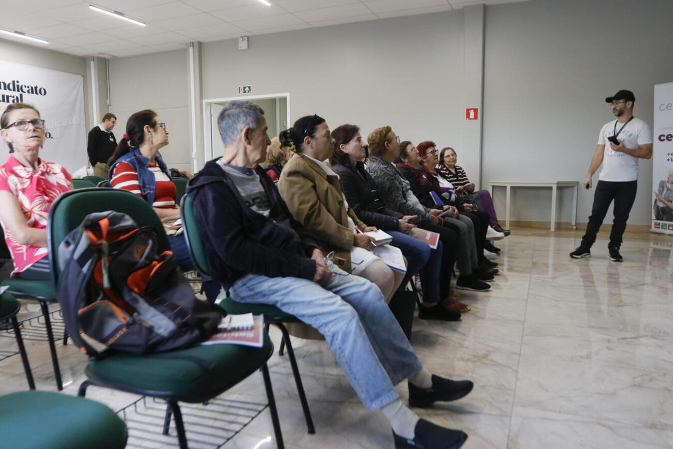 Encontro de gerações marcou atividades ocorridas entre quarta e quinta (4 e 5) no Sindicato Rural de Toledo em capacitação realizada em parceria com o Celepar