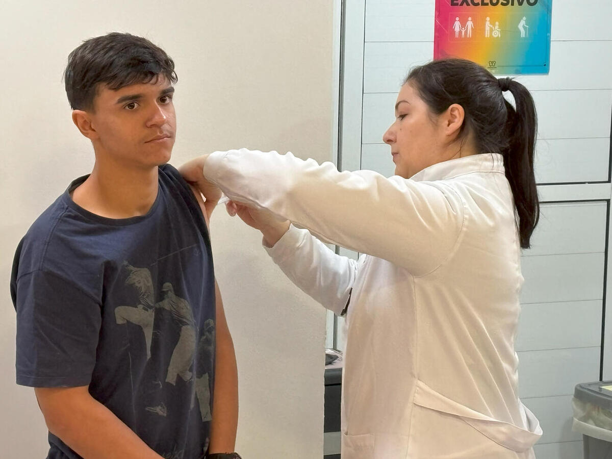 Mais de 700 doses de vacinas foram aplicadas no último sábado durante a campanha de vacinação no Shopping Panambi