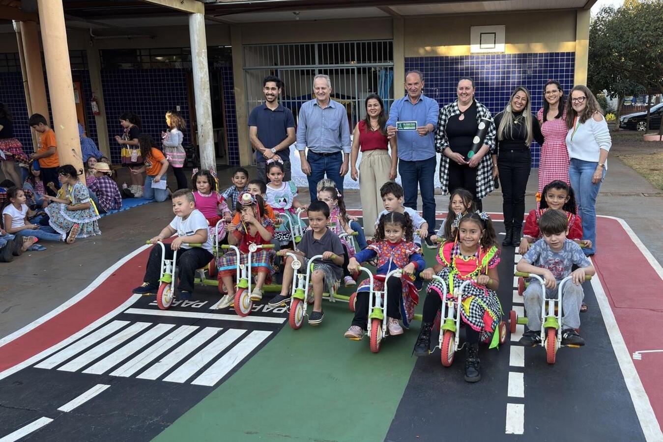 Desenvolvido em parceria com o IPM, espaço entregue na última sexta (25) será utilizado para alunos aprenderem, de forma lúdica, regras de circulação e gentileza