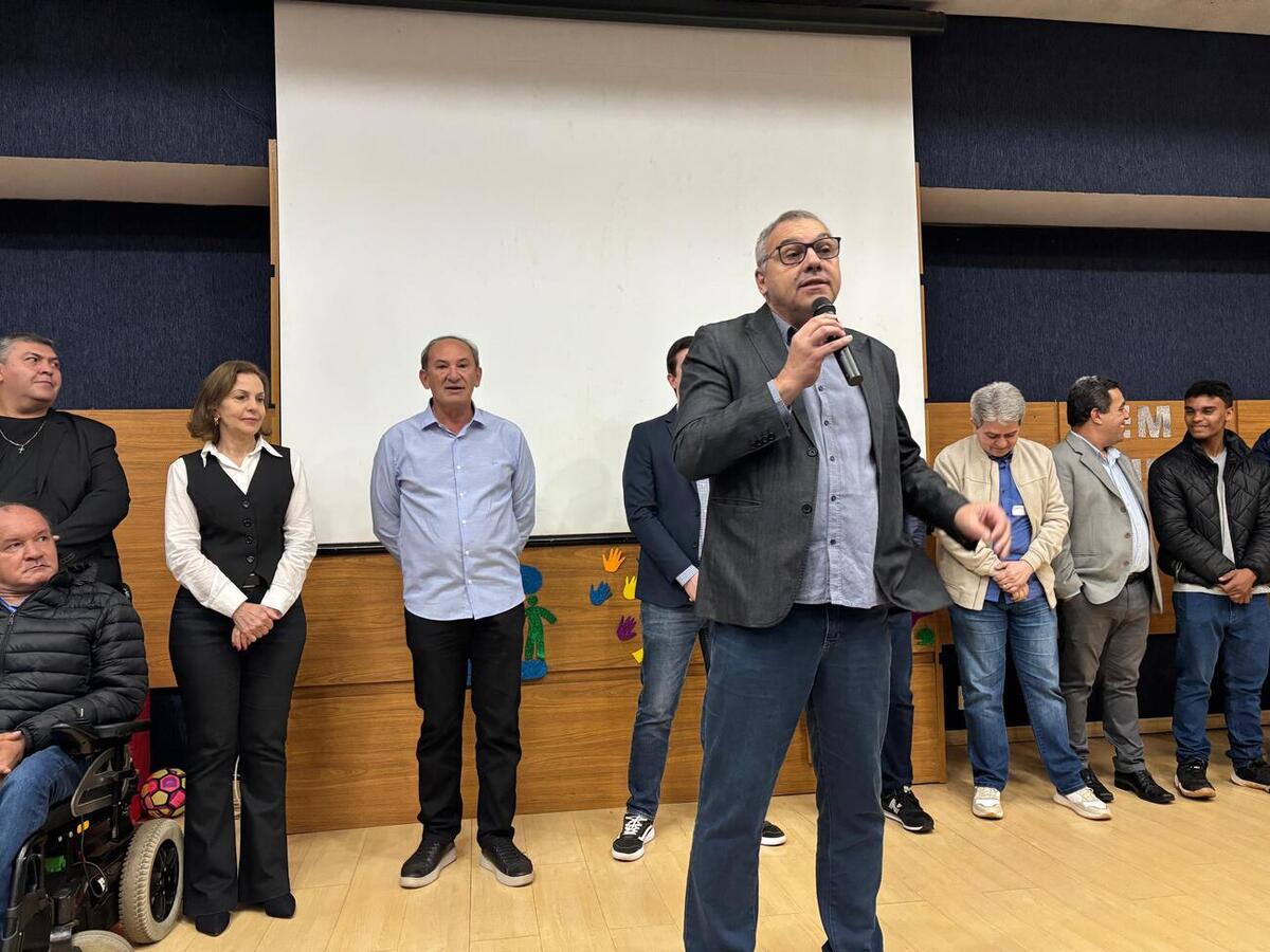 Encontro recebeu representantes de 19 municípios e comemorou o aniversário de 35 anos do ECA