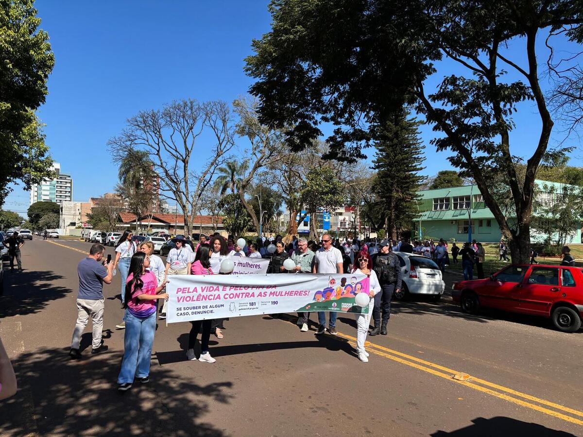 Ato reuniu cerca de 150 pessoas nesta terça-feira (22), com saída da Praça da Cultura até o Parque Ecológico Diva Paim Barth