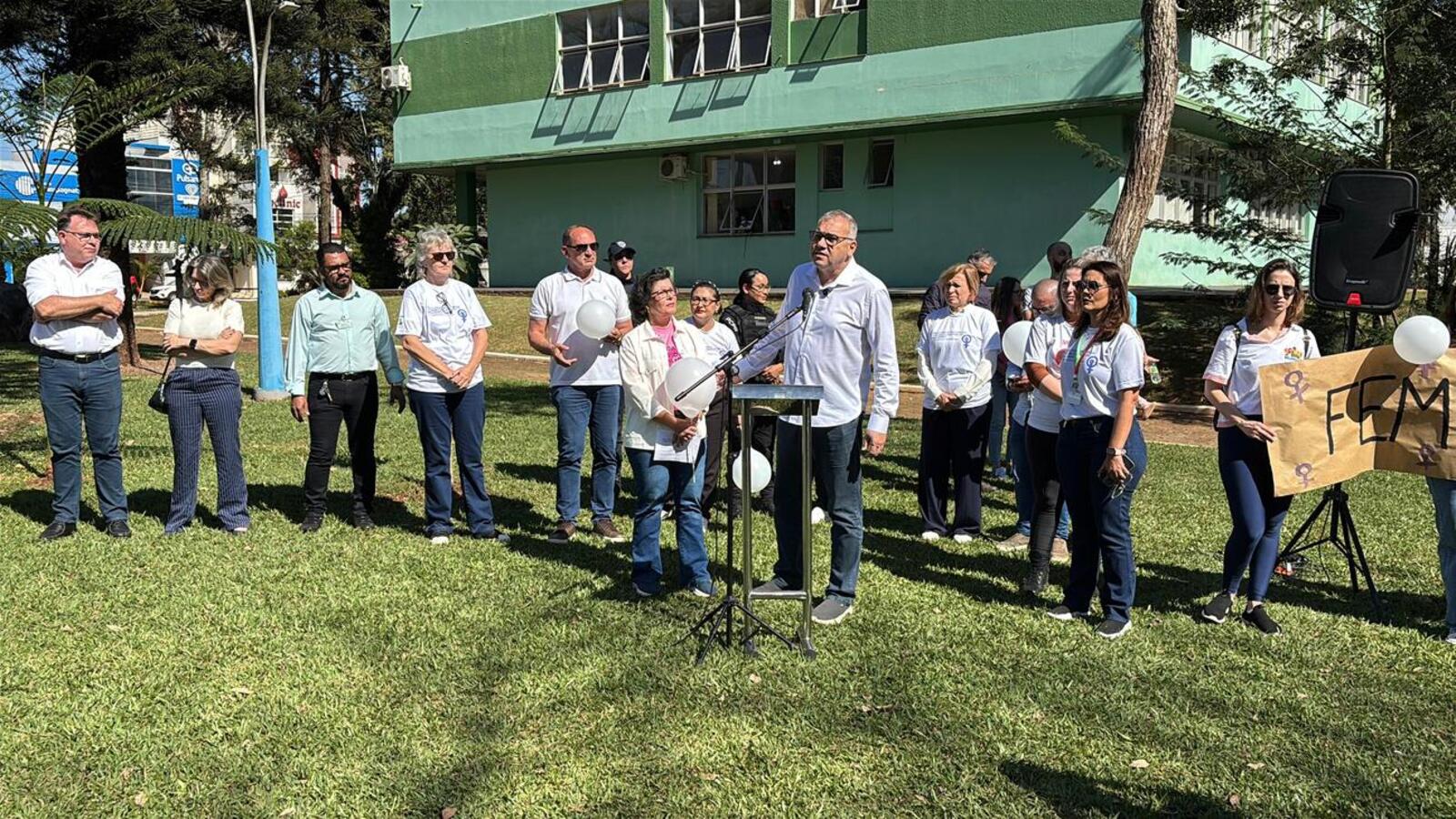 Ato reuniu cerca de 150 pessoas nesta terça-feira (22), com saída da Praça da Cultura até o Parque Ecológico Diva Paim Barth