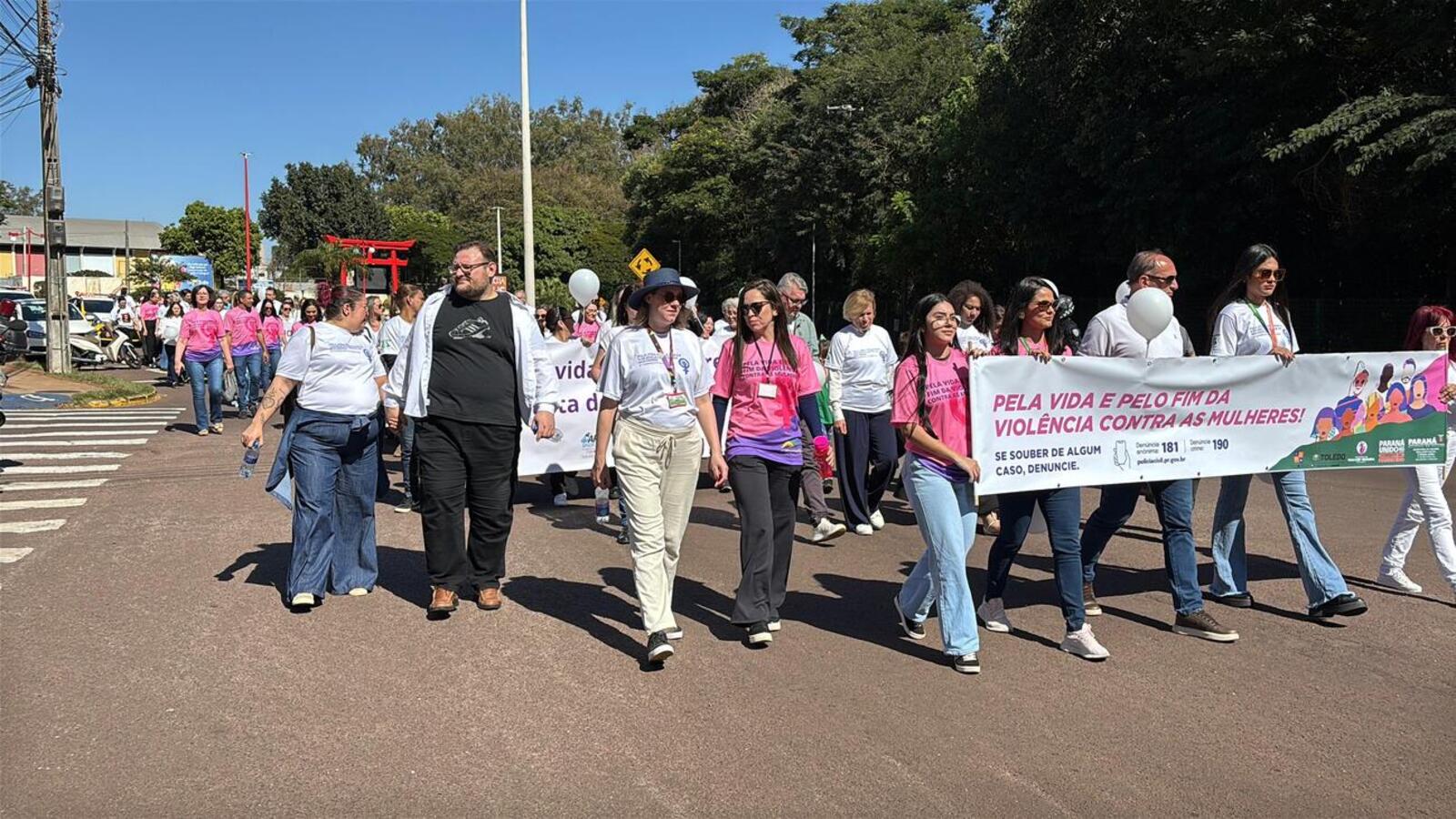 Ato reuniu cerca de 150 pessoas nesta terça-feira (22), com saída da Praça da Cultura até o Parque Ecológico Diva Paim Barth
