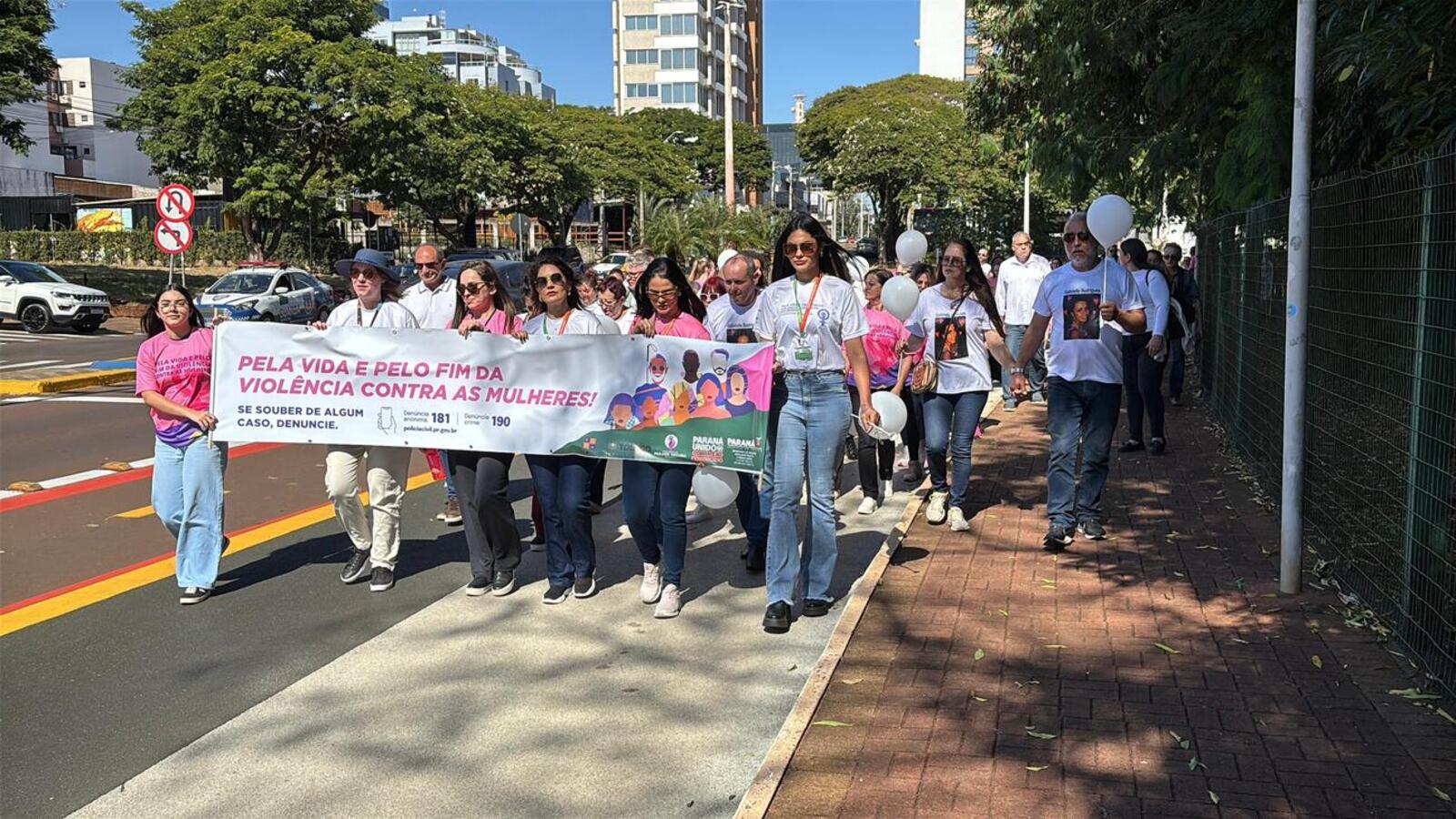 Ato reuniu cerca de 150 pessoas nesta terça-feira (22), com saída da Praça da Cultura até o Parque Ecológico Diva Paim Barth