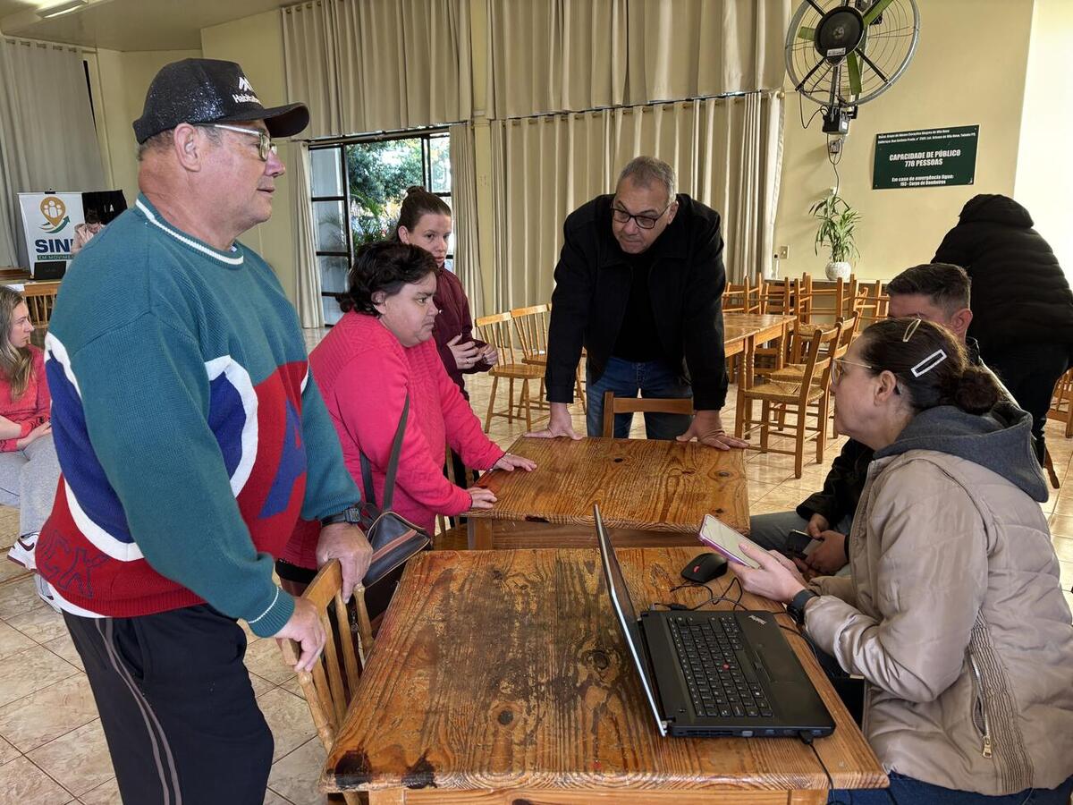A Secretaria de Assistência Social realizou uma ação comunitária em Vila Nova a fim de descentralizar os serviços e atender a comunidade do distrito