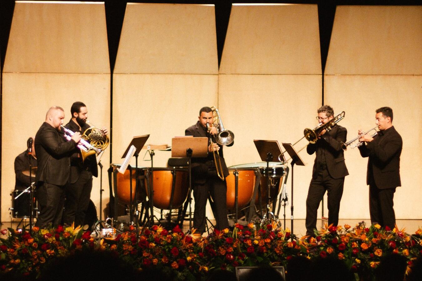 O Jive For Five, fundado em 2015 por amigos músicos que se conheceram em festivais, surgiu da vontade de explorar o vasto universo dos metais