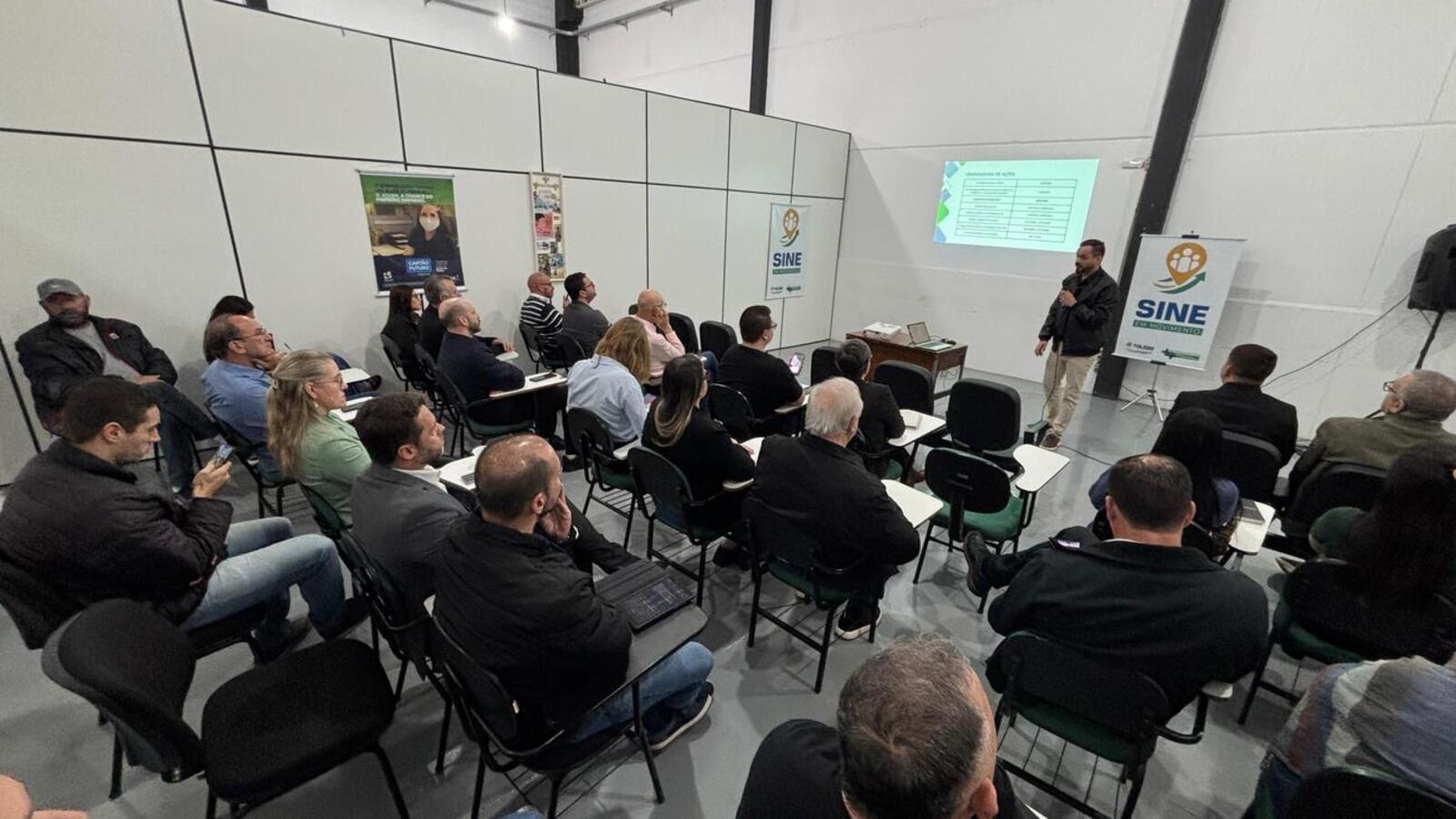 Evento ocorreu nesta quarta (9), na unidade local da Agência do Trabalhador; ação surgiu de demanda oriunda do Conselho Municipal do Trabalho, Emprego e Renda