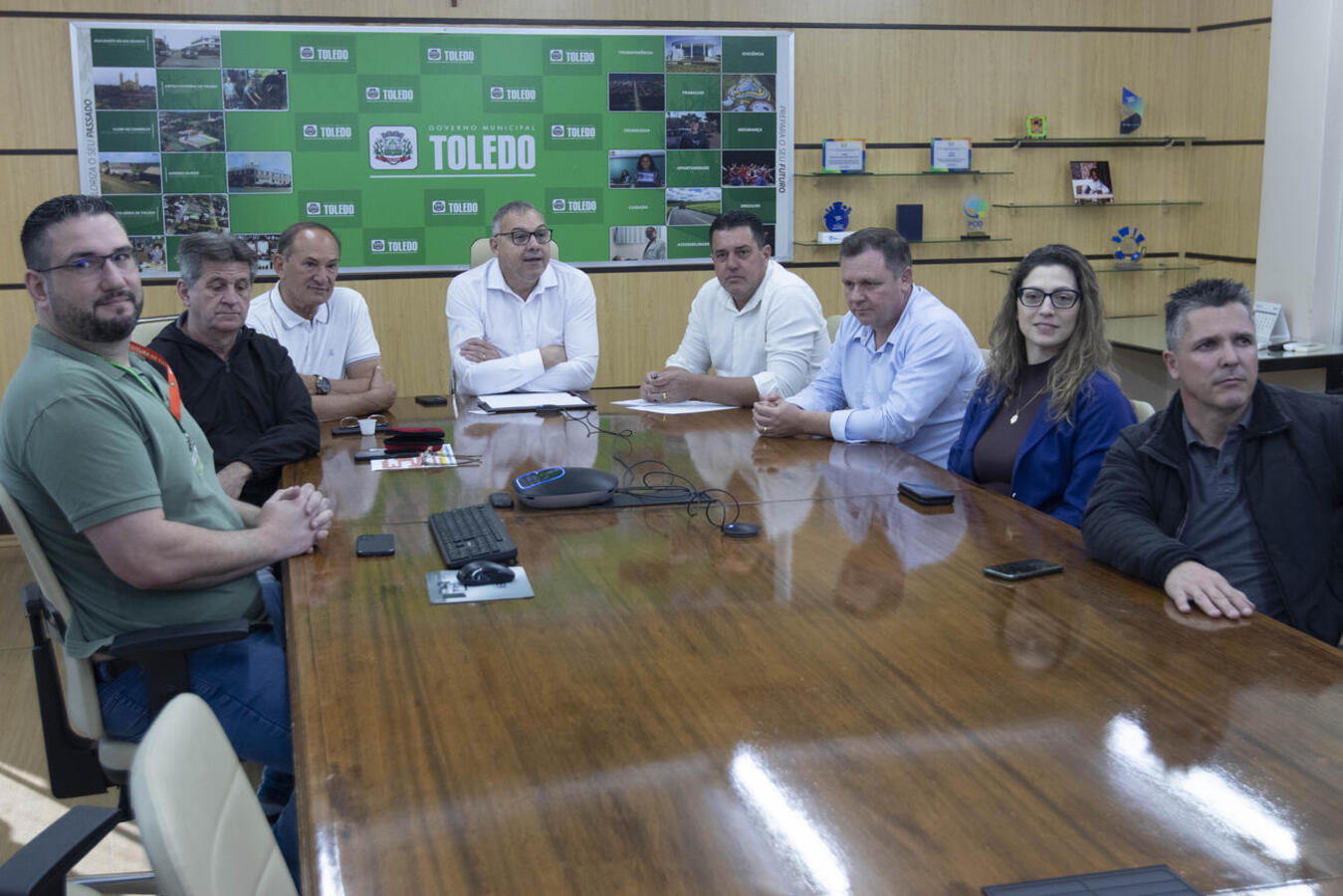 Encontro na manhã desta terça-feira (22), na Sala de Reuniões do Gabinete do Prefeito, definiu detalhes de competição que será realizada em Toledo entre 1º e 9/8