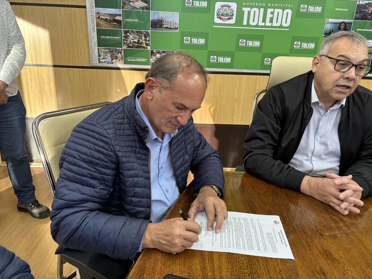 Texto foi sancionado pelo prefeito Mario Costenaro e autoriza serviços no limite de até R$ 200 mil