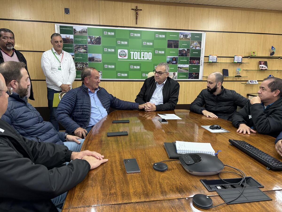 Texto foi sancionado pelo prefeito Mario Costenaro e autoriza serviços no limite de até R$ 200 mil