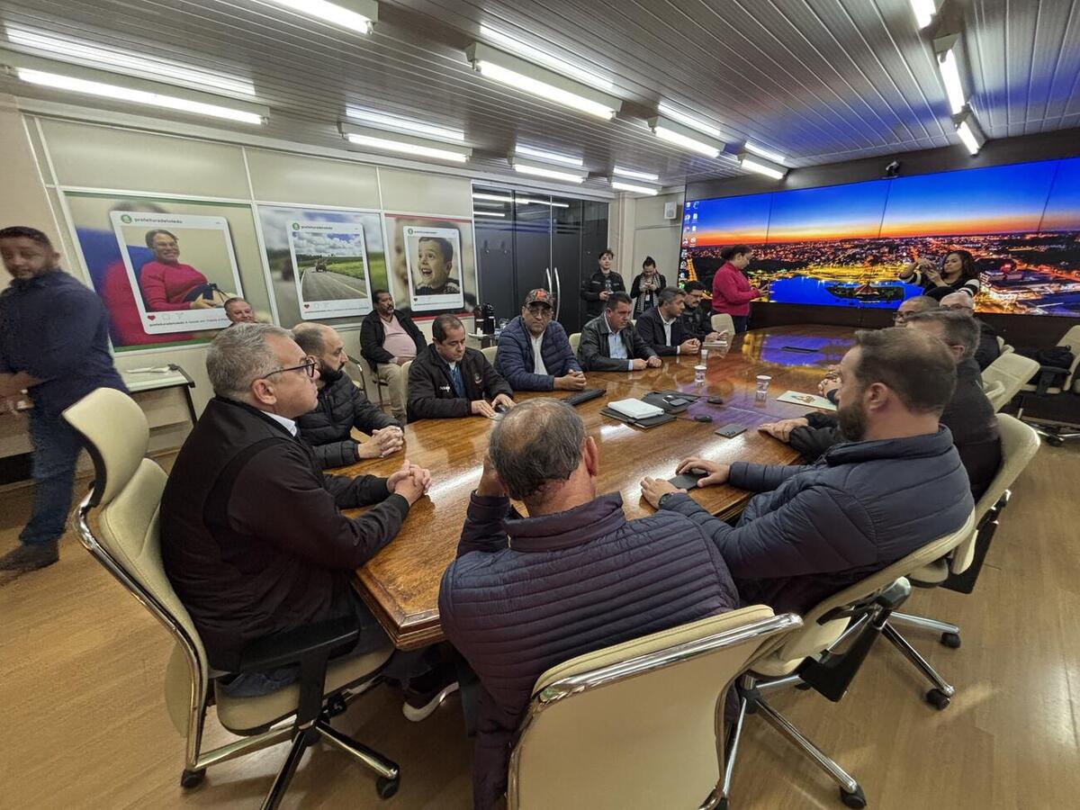 Texto foi sancionado pelo prefeito Mario Costenaro e autoriza serviços no limite de até R$ 200 mil
