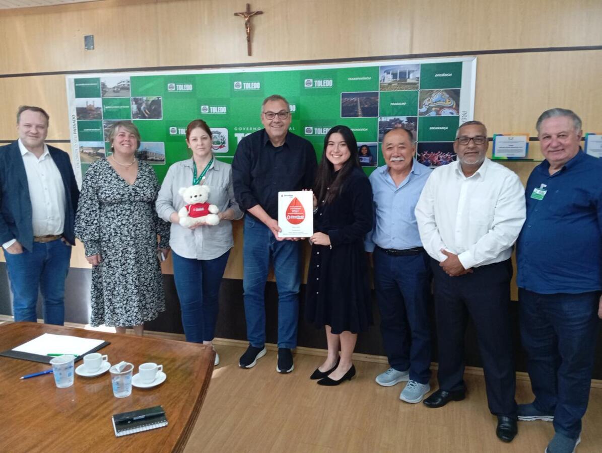 A jovem Sayuri Okano Anzanello voltou a Toledo esta semana e apresentou um projeto desenvolvido em escolas chinesas