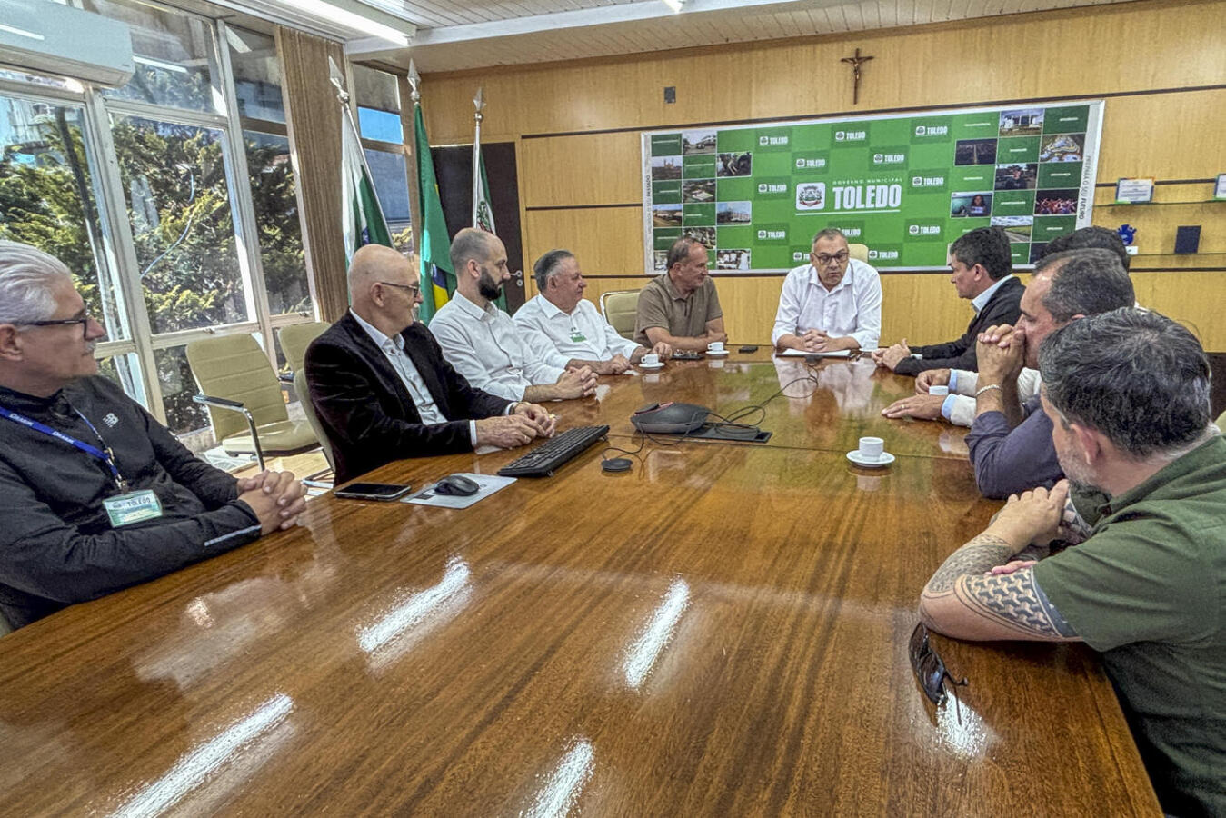 Moro foi recebido pelo prefeito Mario Costenaro, pelo vice Lucio De Marchi e por secretários municipais na tarde desta terça-feira (22)