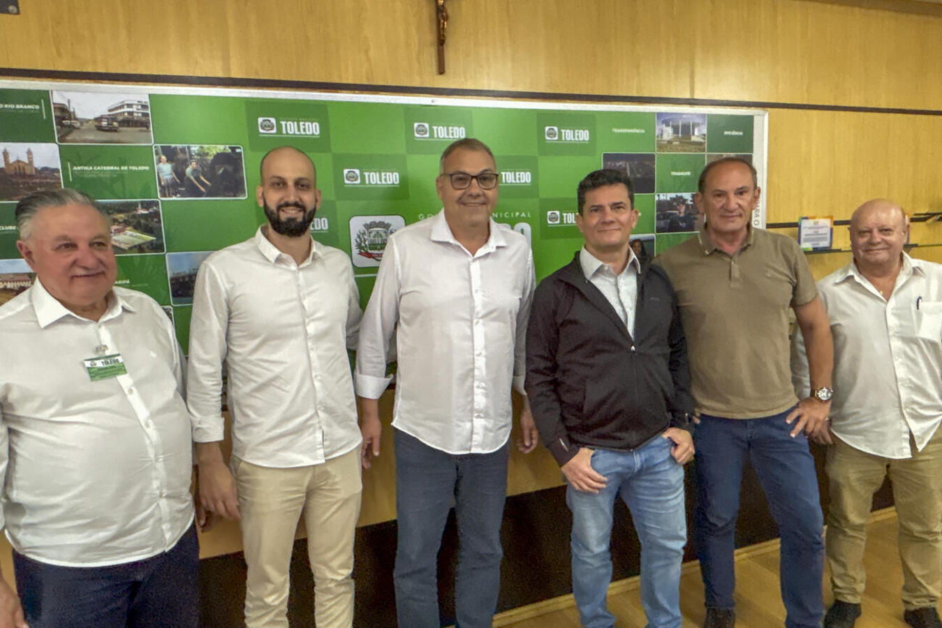 Moro foi recebido pelo prefeito Mario Costenaro, pelo vice Lucio De Marchi e por secretários municipais na tarde desta terça-feira (22)