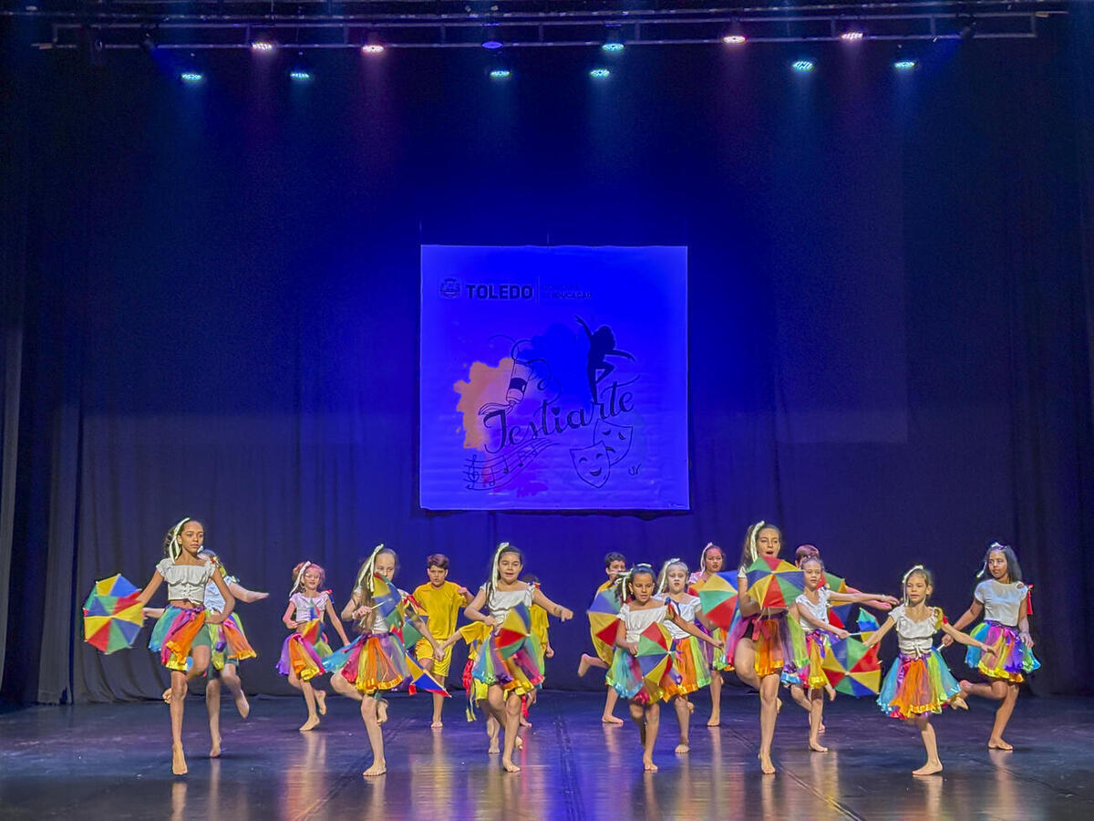 Na manhã desta quarta-feira (27) teve início o Festival de Arte das Escolas Municipais de Toledo, evento que visa fortalecer a arte no município