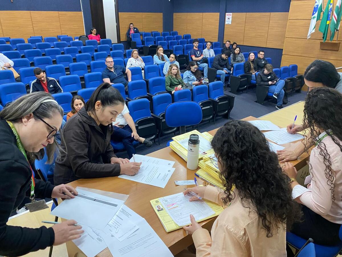 Na manhã desta quinta-feira (7) a Secretaria de Recursos Humanos realizou a posse de 26 novos servidores