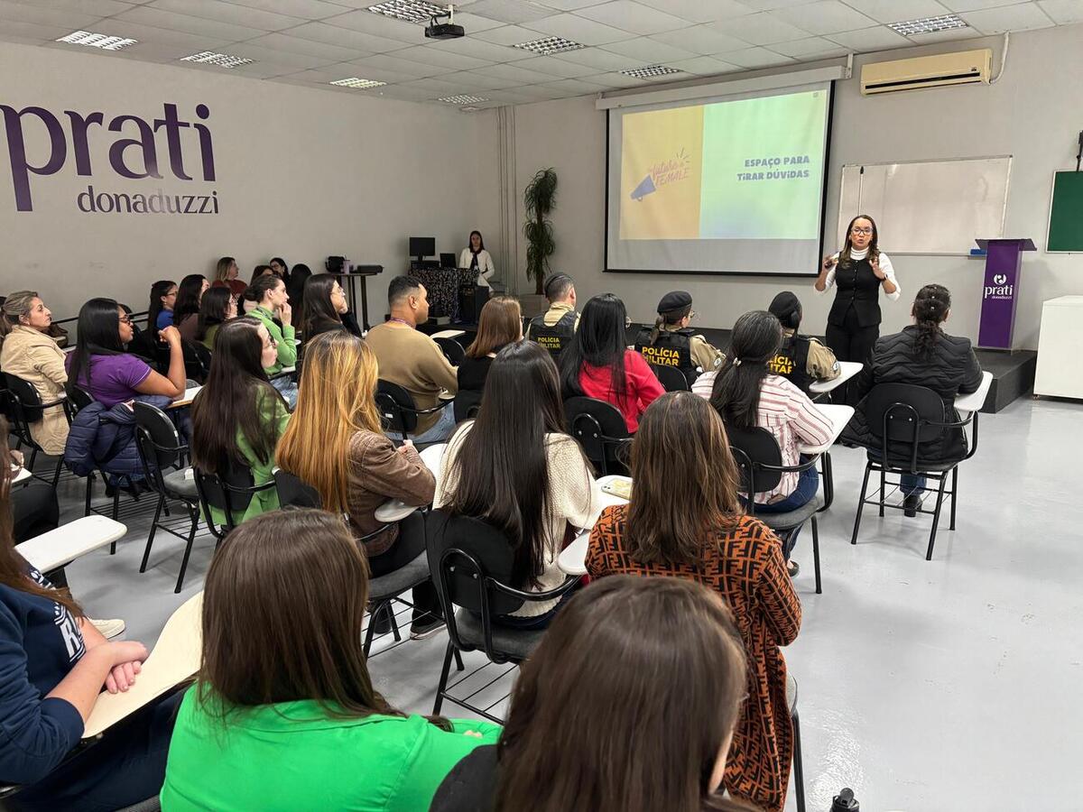 Ação abordou formas de violência e canais de proteção às mulheres