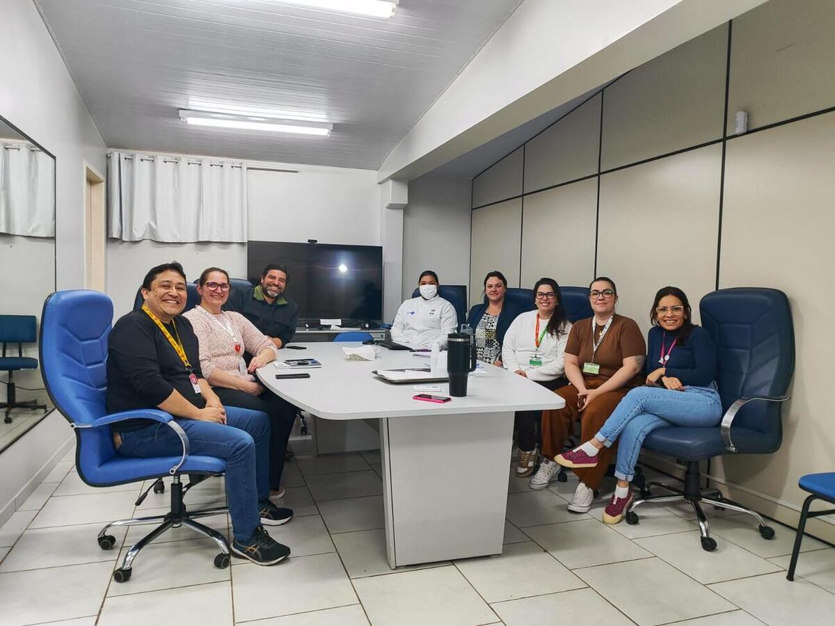 Encontro discutiu estratégias de identificação precoce e acompanhamento de gestantes estrangeiras, em especial haitianas