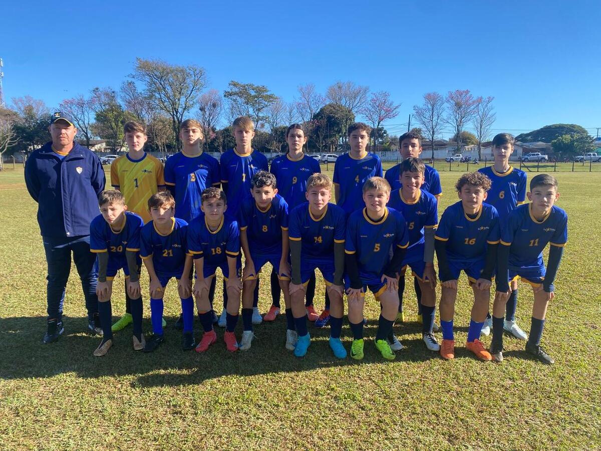 este ano 32 equipes, de 17 escolas, participam da competição nas categorias de 12 a 14 e 15 a 17 anos. Jogos seguem até a próxima semana